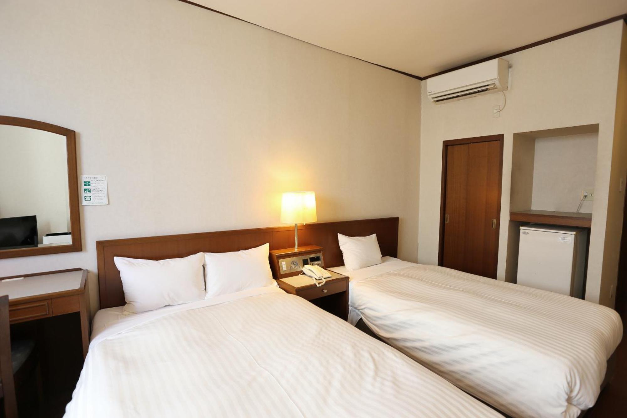 Hotel Castle Inn Suzuka Extérieur photo